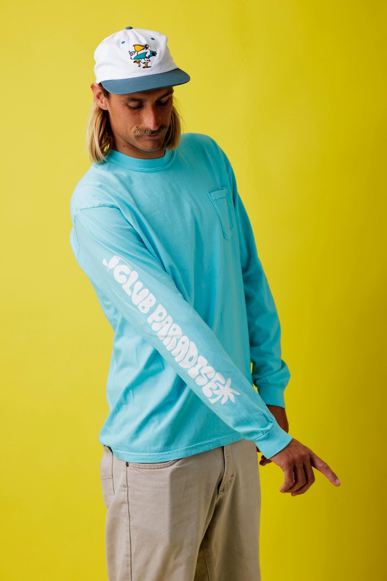 CLUB PARADISE LONG SLEEVE POCKET TEE